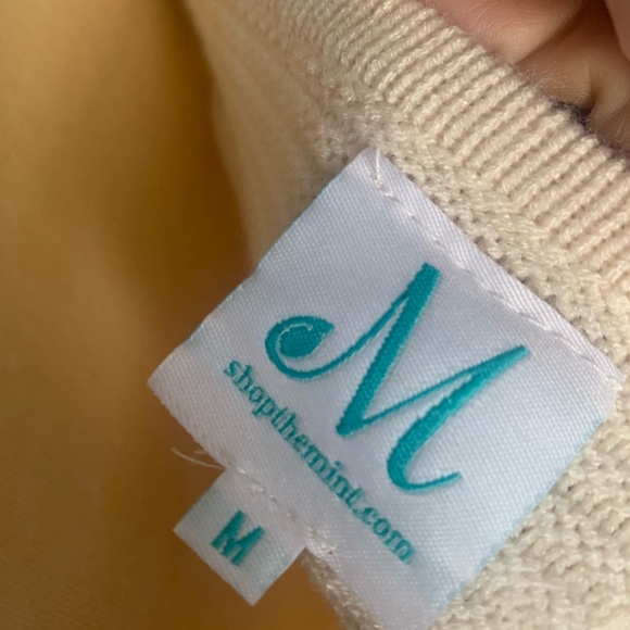 Shop the Mint - Oversized Knit Sweater - Picture 4 of 4